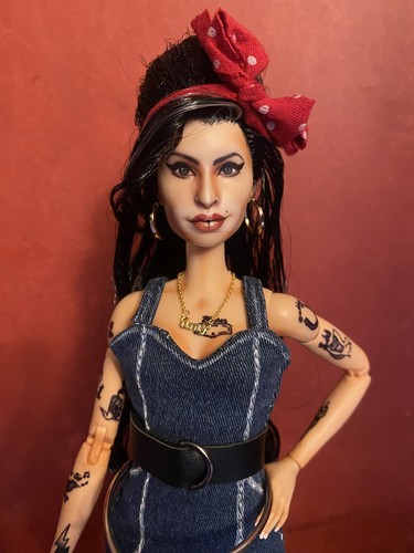 Bambola barbie ispirata amy - bambola,