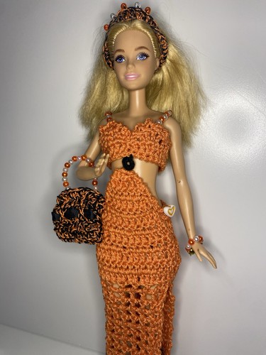 Look barbie sharm - look,